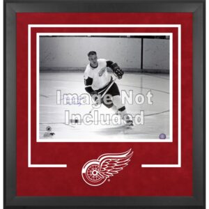 Detroit Red Wings Deluxe 16" x 20" Horizontal Photograph Frame