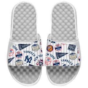 Youth ISlide White New York Yankees Cooperstown Collection Loudmouth Slide Sandals
