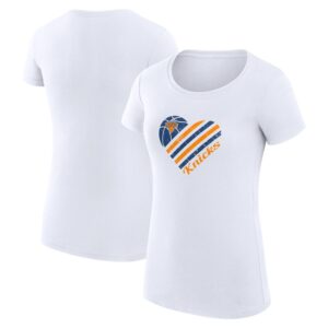 Women's G-III 4Her by Carl Banks  White New York Knicks  Heart T-Shirt