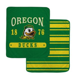 Pegasus Oregon Ducks 60” x 70” Varsity Plaque Double-Sided Blanket